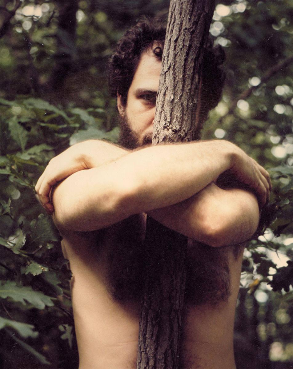 1_Sonfist,-Hugging.tree_web