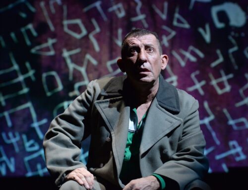 Un uomo, una stanza, una vita sospesa: l’Oreste di Niccolini